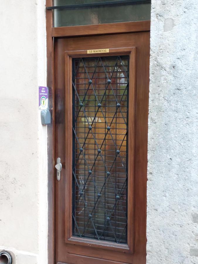 Gite Le Magneval Lyon Exteriör bild